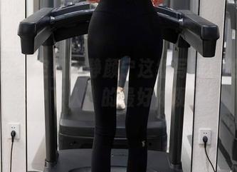 秀人网 – 空姐？静颜宁这组写真真的是“空中飞人”的最好体现了！