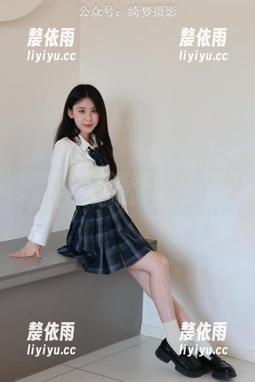 绮梦摄影-秋月 绮梦摄影 - 秋月的纯白福利写真,感觉像是踏进了一个无敌美肤的梦境!你敢信?
