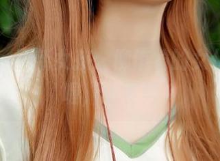 菠萝社 – 更新女孩：柳侑绮的女仆合集，喔，这姿势