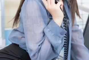 虎森森黑色套图，连光都懒得给，真让人欲罢不能。