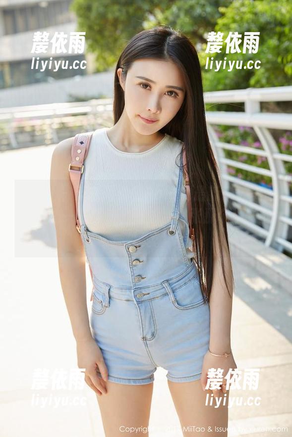 蜜桃社-Rola 蜜桃社 - 无意间看见Rola的最新户外美图,内心一阵骚动,好想要一张那个地方的外卖。
