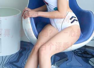 蜜桃社 – “牛仔裤与蜜蕊Mary：古灵精怪的写真，你见过吗？”–心想，排得低能不能当个评委！