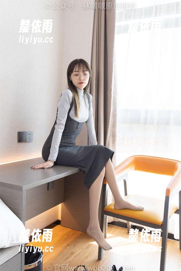 袜啵啵 - 小甜豆的堆堆袜套，完美诠释了可爱与撩人的山水相连——精选写真来啦