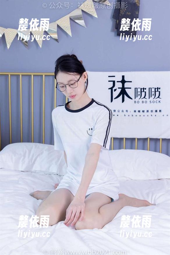 袜啵啵-泡芙 袜啵啵 - 摆脱世俗!泡芙的裸足套图分享这次又要让我惊掉下巴了。