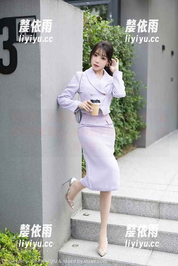 语画界-郑颖姗 语画界 - 欢迎来到郑颖姗的和服世界,最新美图倒是让人有种想学舞蹈的冲动,但我不会。