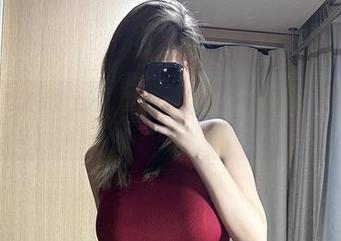 微密圈 – 高清嗅觉全开：醇子小姨的红色蕾丝套装，果然不一样！