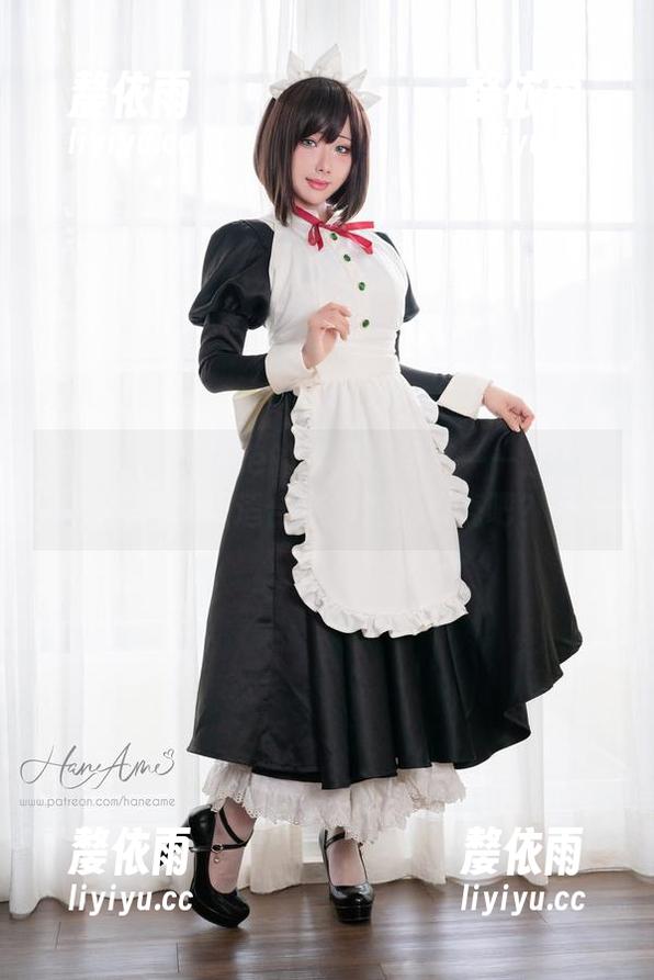 雨波HaneAme的比基尼写真——这身衣服小到只适合在沙滩找贝壳吧？