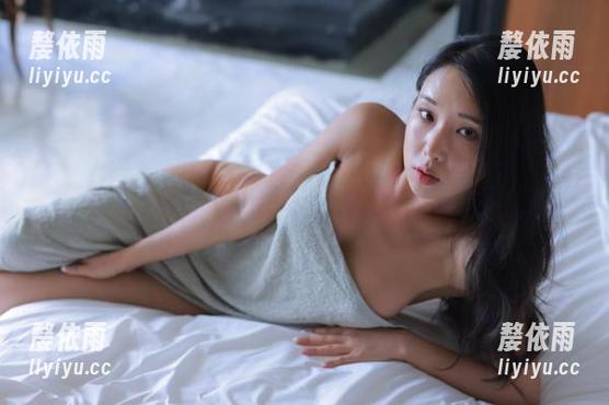韩国CoCo 这花开得好,原图在这儿,韩国CoCo你真会玩!