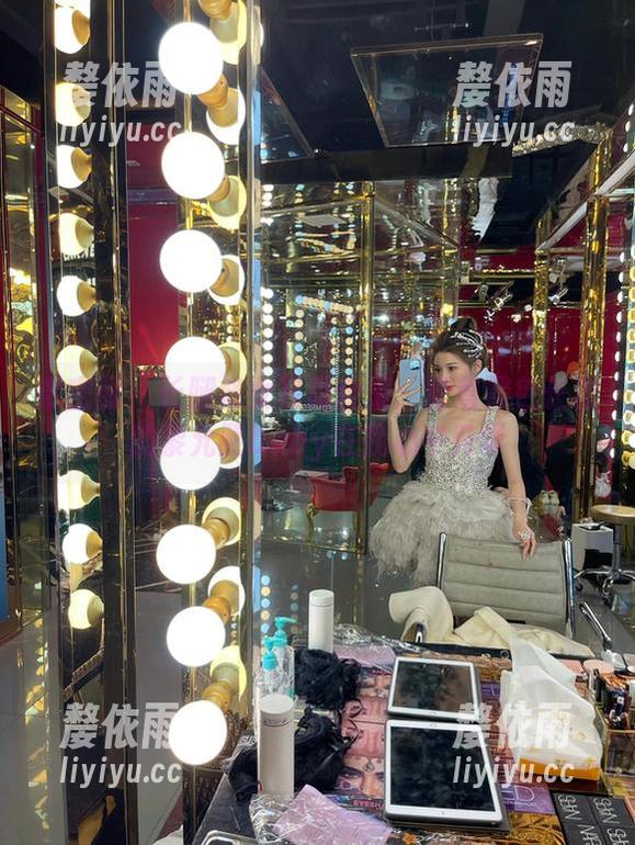 黎允熙baby 微密圈 - 长腿修女写真合集:穿着黑色长裙的黎允熙baby在我心中升华